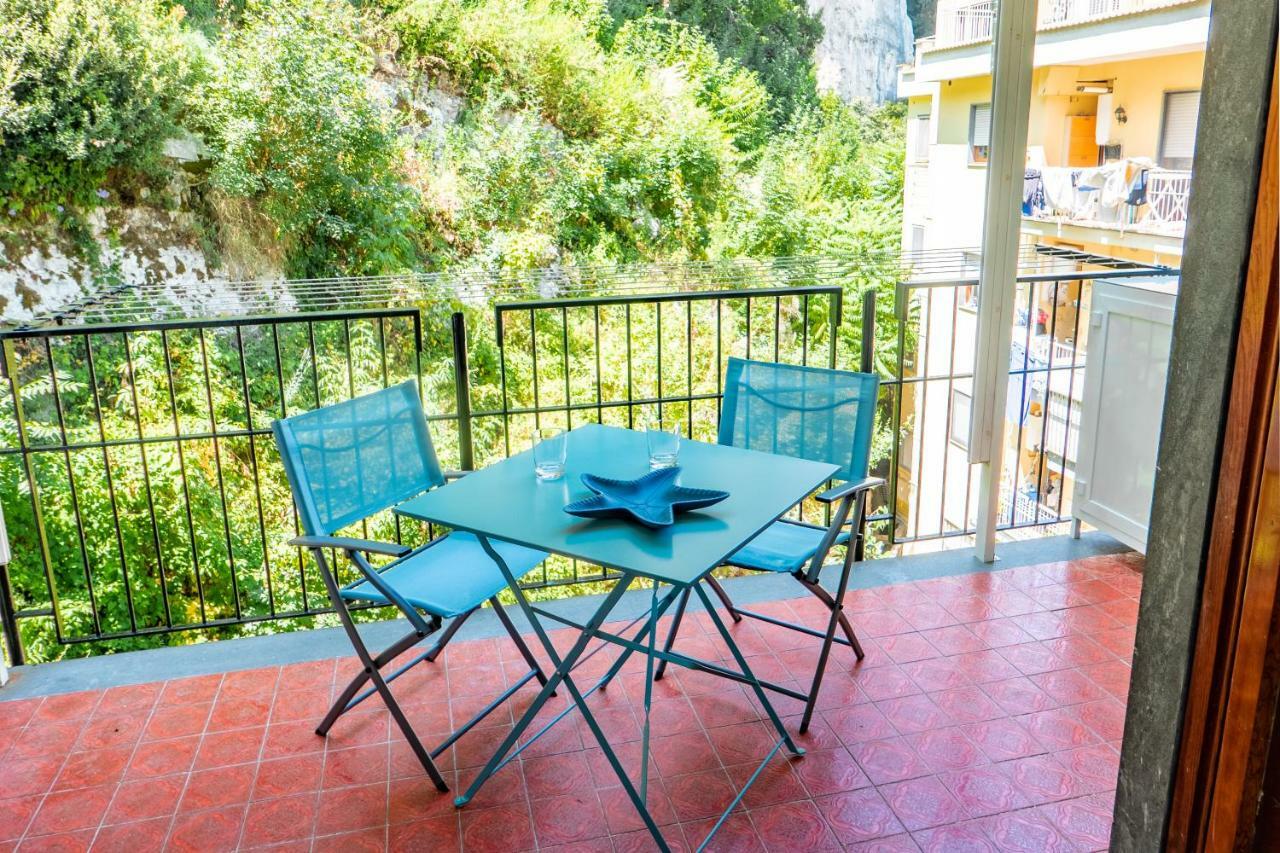 La Casetta Linda - New 2 Bedroom Apt In Sorrento With Seaview Terrace Екстер'єр фото