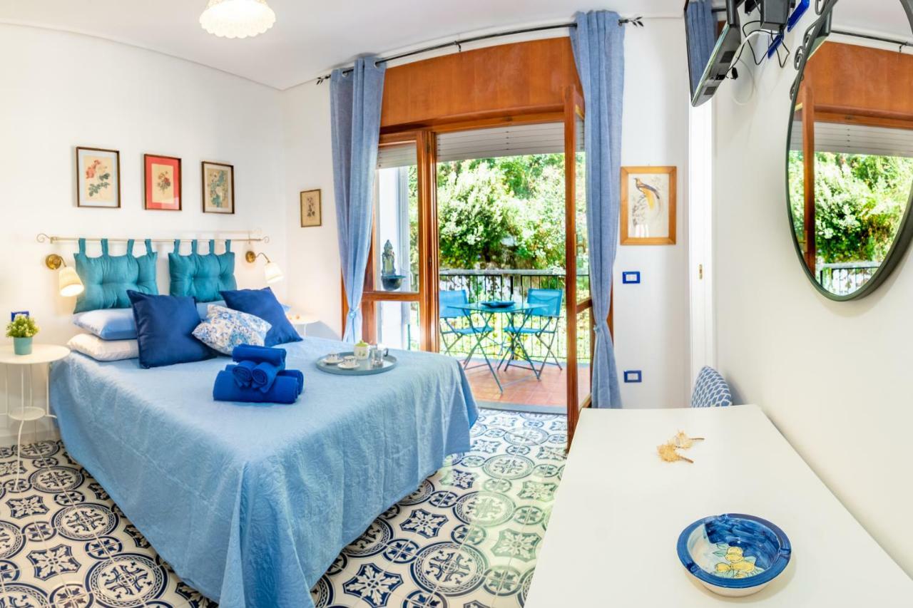 La Casetta Linda - New 2 Bedroom Apt In Sorrento With Seaview Terrace Екстер'єр фото